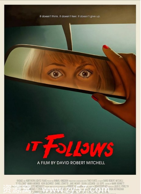 它在身后电影海报